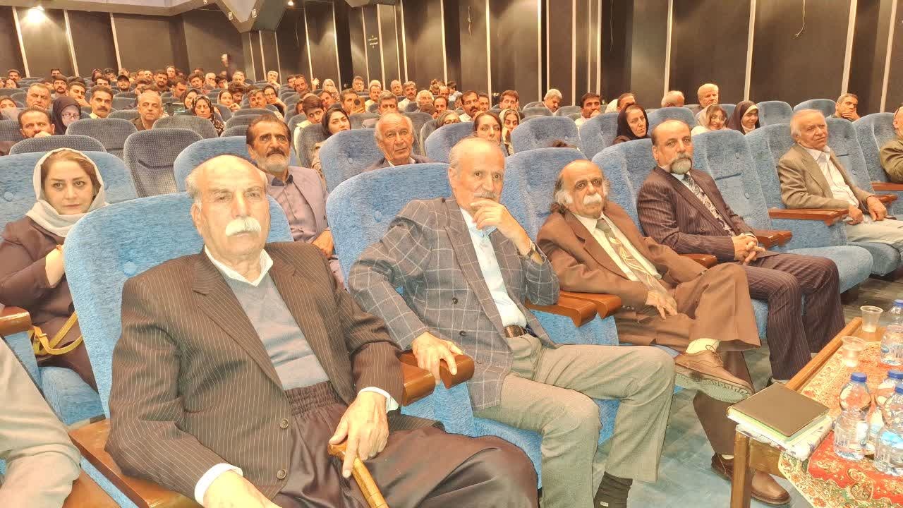 سخن حافظ مانند آب کالبدی روان دارد/ «رند»، نمادی که حافظ آفرید