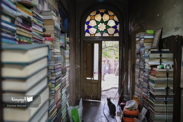 زیر زمین کتاب‌ها در قلب تهران