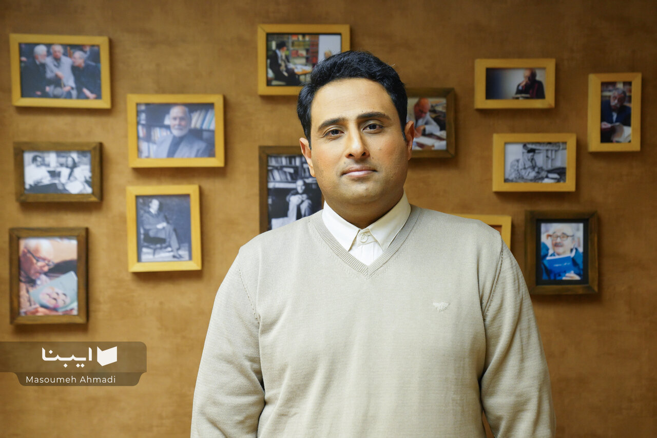 آخوندهایی که لباس درآوردند