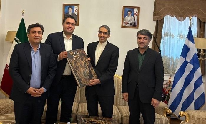 تأکید بر گسترش روابط فرهنگی ایران و یونان