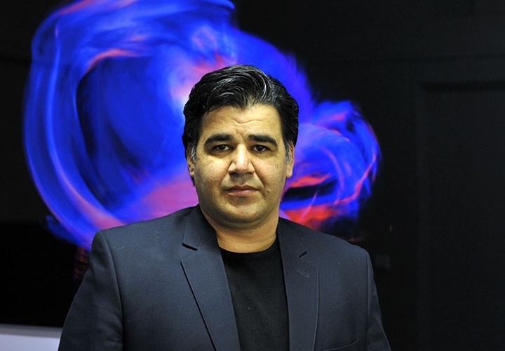 بخوانیم تا بتوانیم گفت‌وگو کنیم