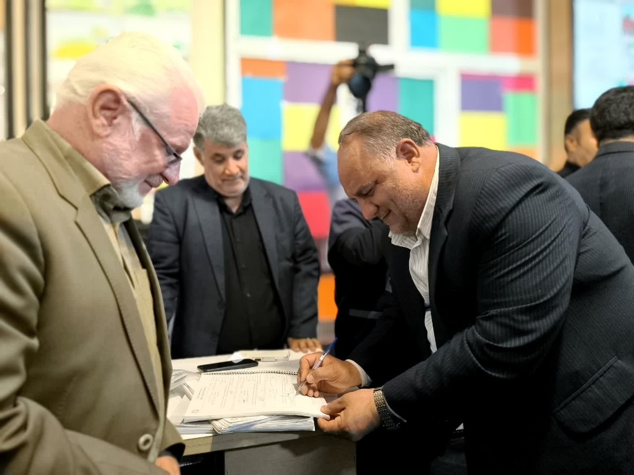 رویداد عصر شعر دهکده در روستای زلان جوانرود افتتاح شد