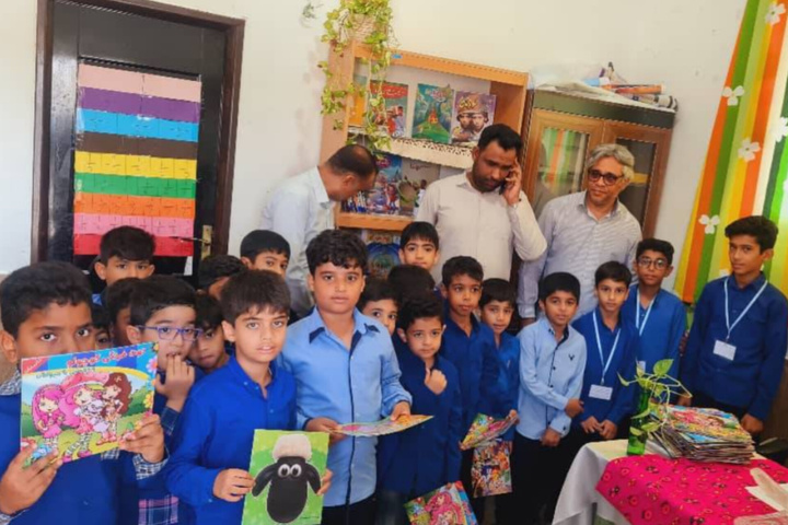 طرح «سفیر کتاب» در مدارس شهرستان جاسک آغاز شد