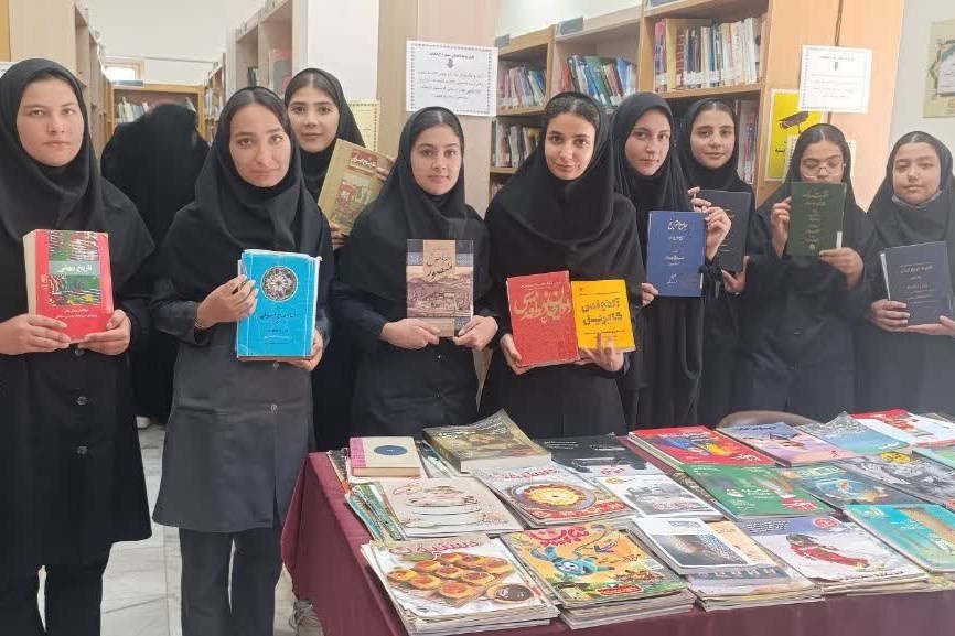 بزرگداشت هفتمین روز درگذشت محسن درجزی/ همایش ادبی «نگاهی به اندیشه و شعر حافظ» در بردسکن