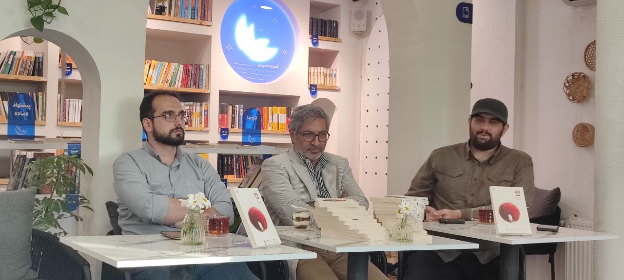 جنگ مقدس نیست، ایستادن در برابر جنگ مقدس است