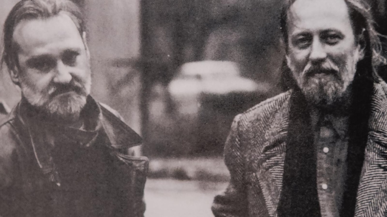 جهان فلسفی و پیچیده لاسلو کراسناهورکایی در سینمای بلا تار