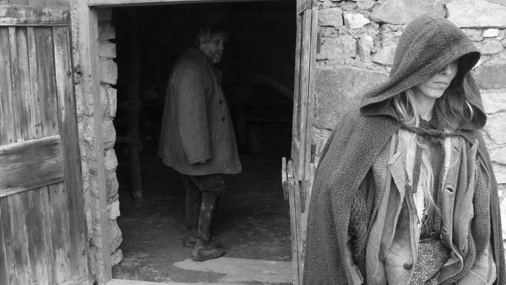 جهان فلسفی و پیچیده لاسلو کراسناهورکایی در سینمای بلا تار