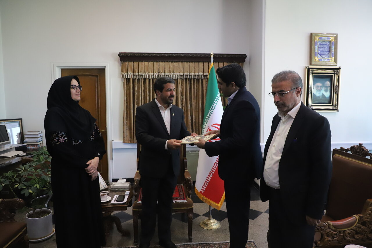 مدیرکل کتابخانه‌های عمومی استان همدان منصوب شد