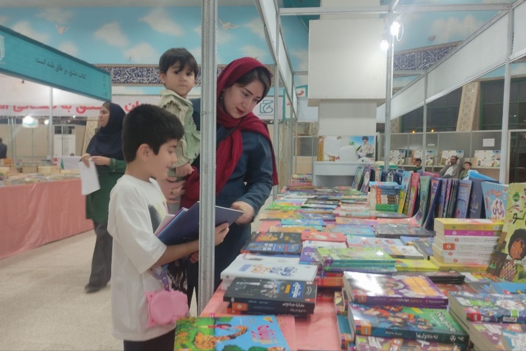 پیشتازی دهه نودی‌ها در روز دوم نمایشگاه