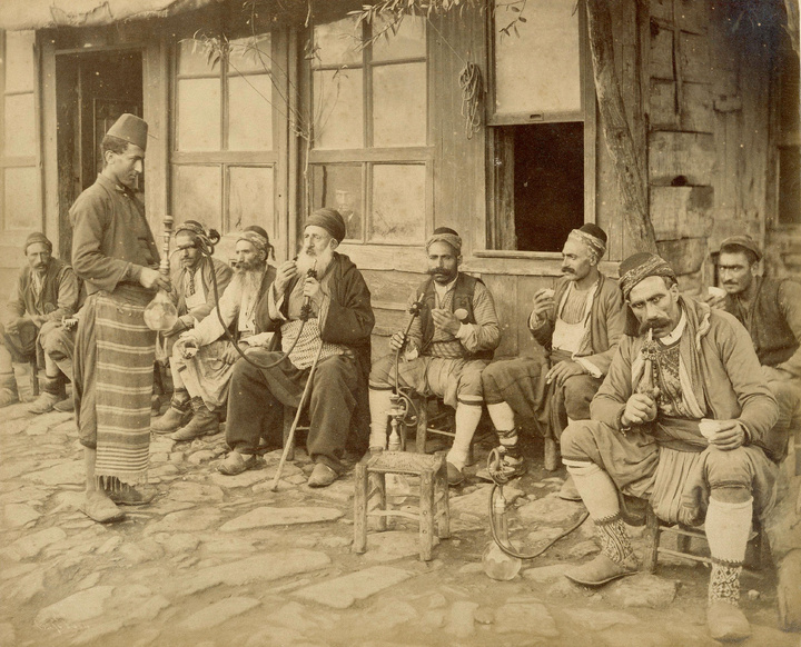 راوی زندگی مردمان عادی