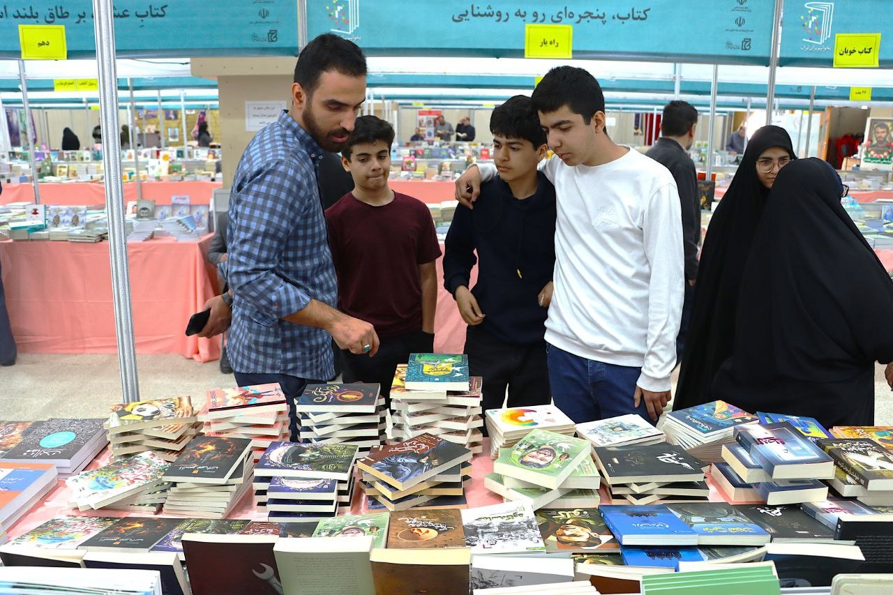 فرهنگ کتاب در خراسان شمالی زنده است/ غرفه‌های کودک و ادبیات مقاومت در صدر پربازدیدها