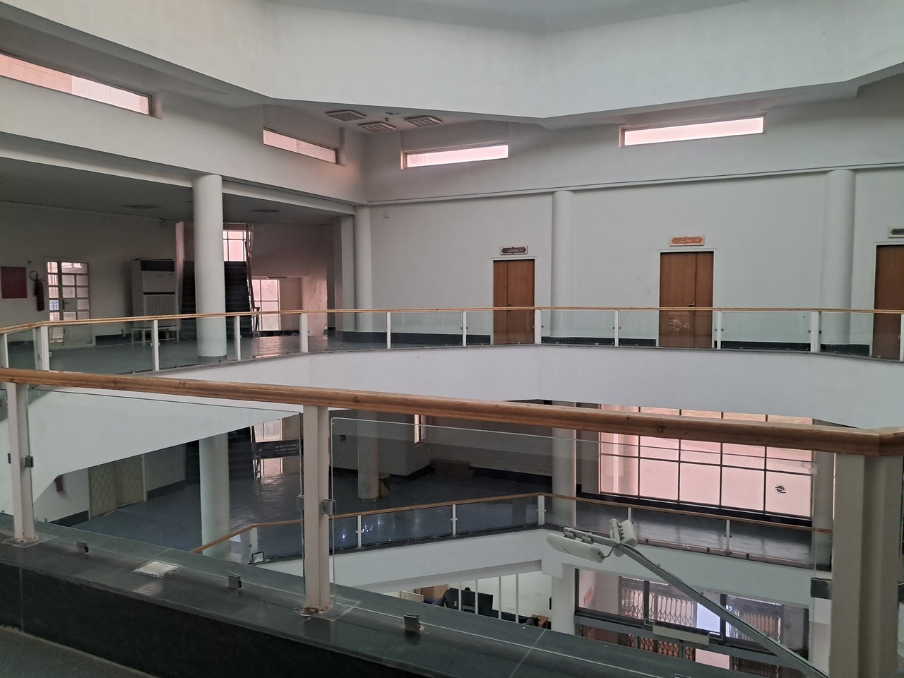 گلایه اهالی فرهنگ از تعطیلی کتابخانه مرکزی خوزستان/ لزوم بازگشایی کتابخانه