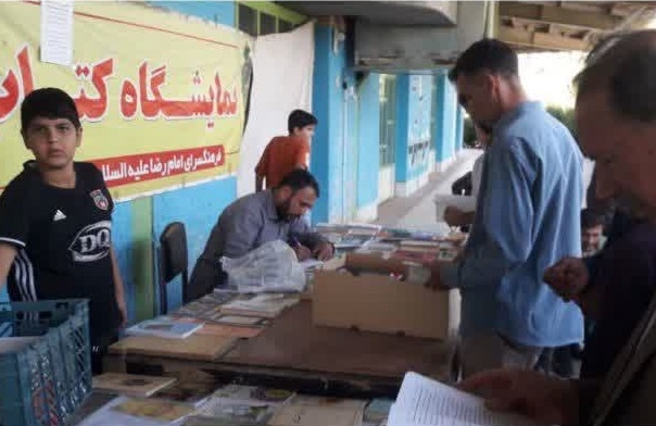 نشست کتابخوان در تربتحیدریه/ برگزاری نمایشگاه کتاب در سبزوار