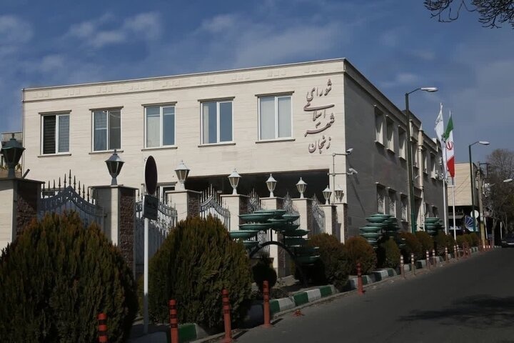 برنامه‌های کتاب‌محور مدیریت شهری زنجان چنگی به دل نمی‌زند/ لزوم شفافیت در بودجه‌های فرهنگی