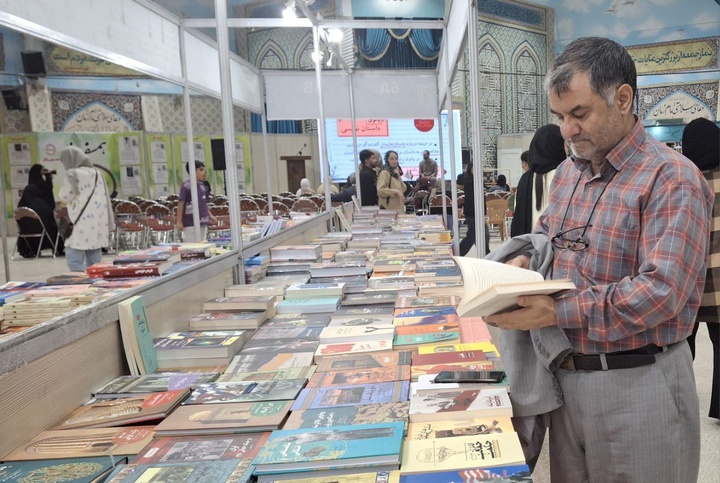 نمایشگاه کتاب خراسان شمالی پیوند و آشتی دوباره مردم با کتاب بود