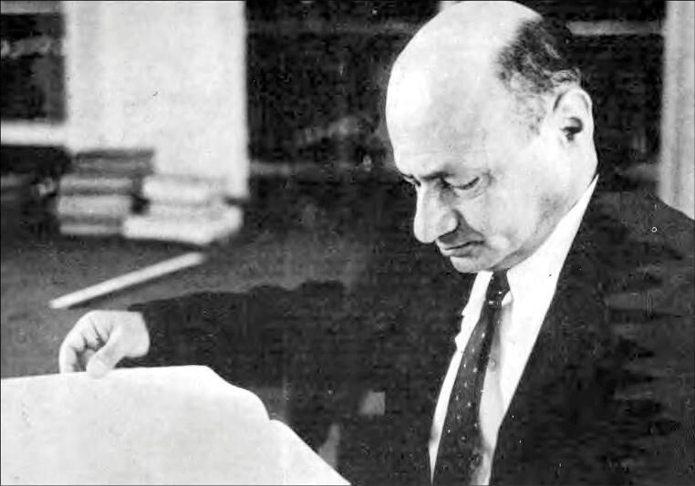 ذبیح‌الله منصوری یاور همیشه مؤمن خوانندگانش بود