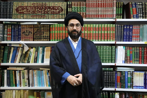 از منظر علامه ذوالفنون