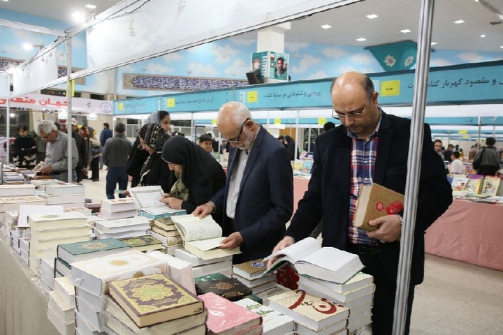 رکوردشکنی فرهنگی در خراسان شمالی/ فروش ۶.۵ میلیارد تومانی کتاب در نمایشگاه امسال