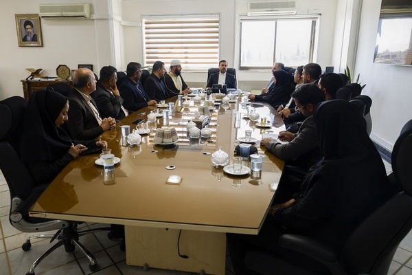 دستور ویژه استاندار فارس برای توسعه زیرساخت‌های کتابخانه‌ای اوز