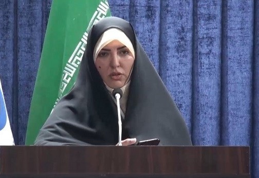 رویدادها بی‌حضور شعر، بی‌صدا می‌گذرند