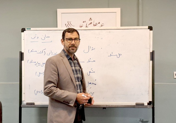 برای حل مسئله، عوامل درونی و بیرونی را بشناسید