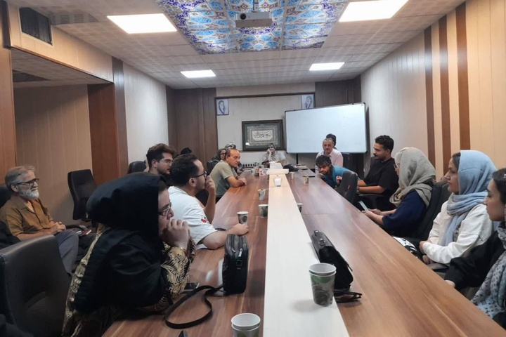 کارگاه‌های شعر و داستان در حوزه هنری استان مرکزی برگزار شد