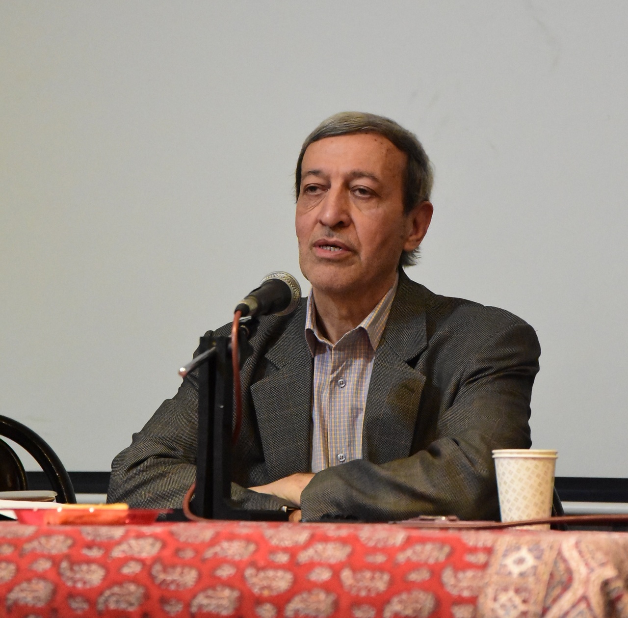 جهان به صلح و صلح به زنان نیاز دارد