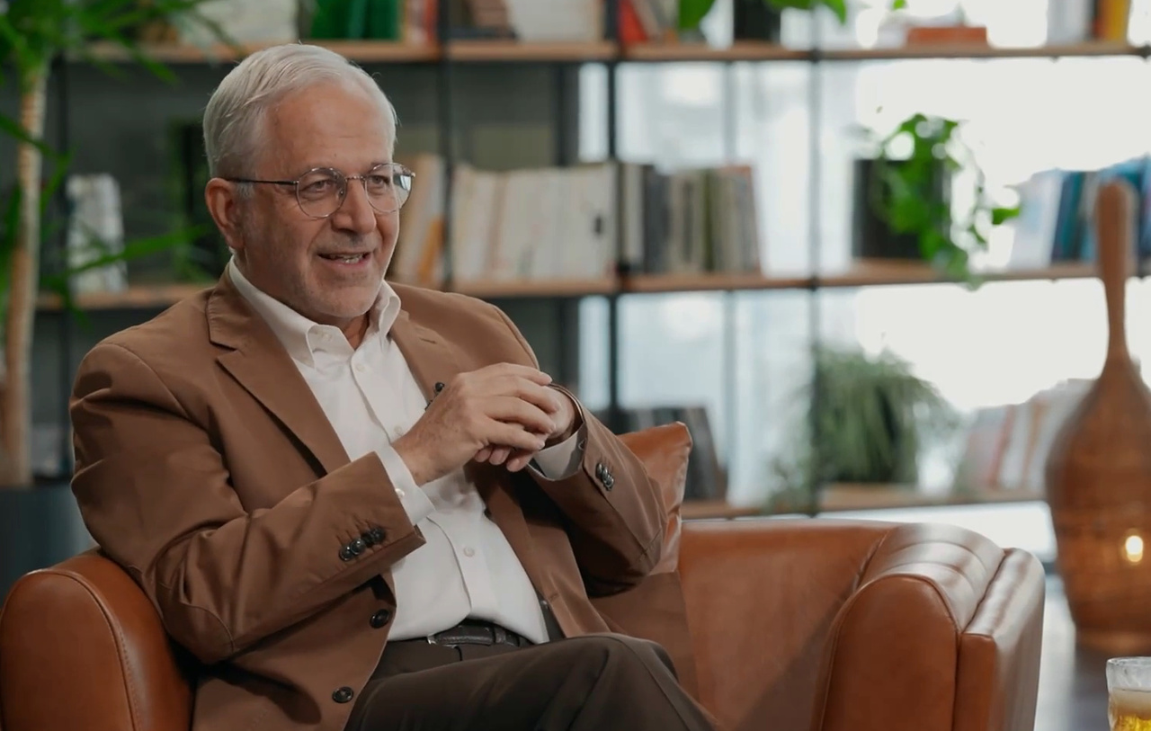 فرهاد نیلی: مهم‌ترین پروژه «اکنون»، ساختن فرداست