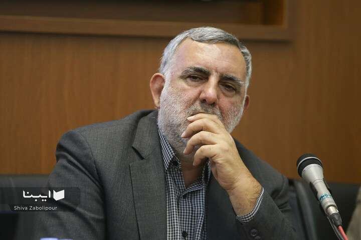 چرا به باور‌هایمان باور داریم؟