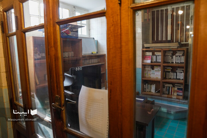 «نیم‌قرن حکمت، نیم‌قرن فلسفه»