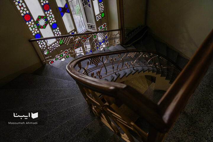 «نیم‌قرن حکمت، نیم‌قرن فلسفه»