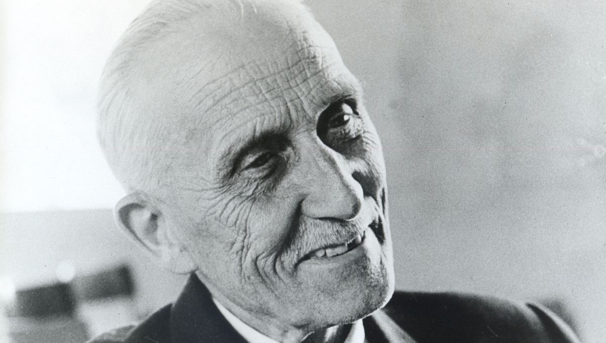 ماسینیون، کربن و شریعتی، نمونه انتقال معنویت و تفکر میان شرق و غرب / علم و فرهنگ در انزوا می‌میرند