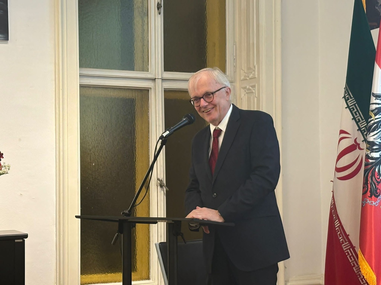 تقدیر از اسلام شناس اتریشی در وین / ایران‌شناسی پلی برای دیپلماسی فرهنگی و درک تمدنی