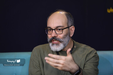 ناشران کتاب‌های سینمایی ترجمه درجه دو را به تالیف درجه یک ترجیح می‌دهند