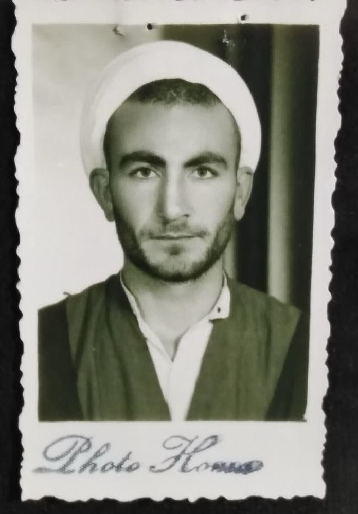 آخوندهایی که لباس درآوردند