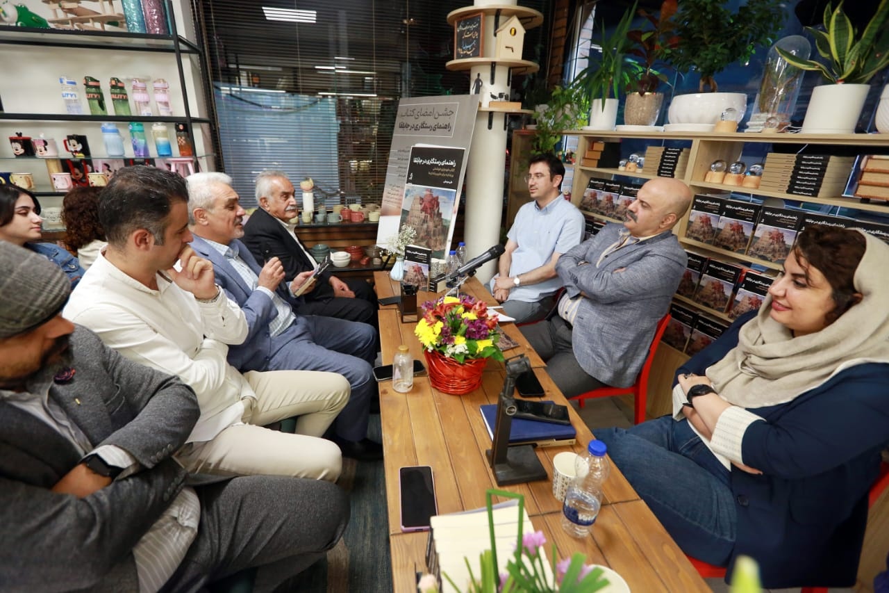 کشکول خودیاری در جابلقا / پرهیز از چپ‌اندیشی! آیا «چپ‌اندیشی» سمی مهلک برای زیست خاورمیانه‌ای است؟