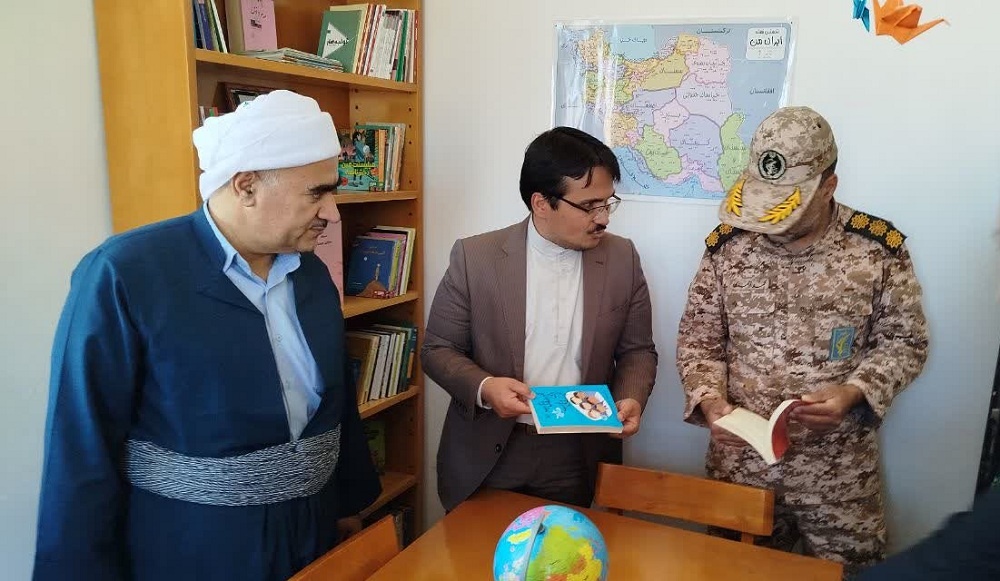 روستای «گیوران» قطور صاحب کتابخانه شد