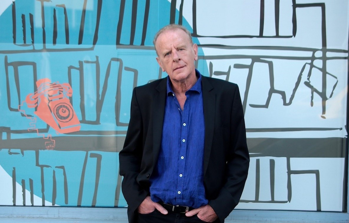 هنر ژان تولی در نشان دادن پیچیدگی روان انسان است