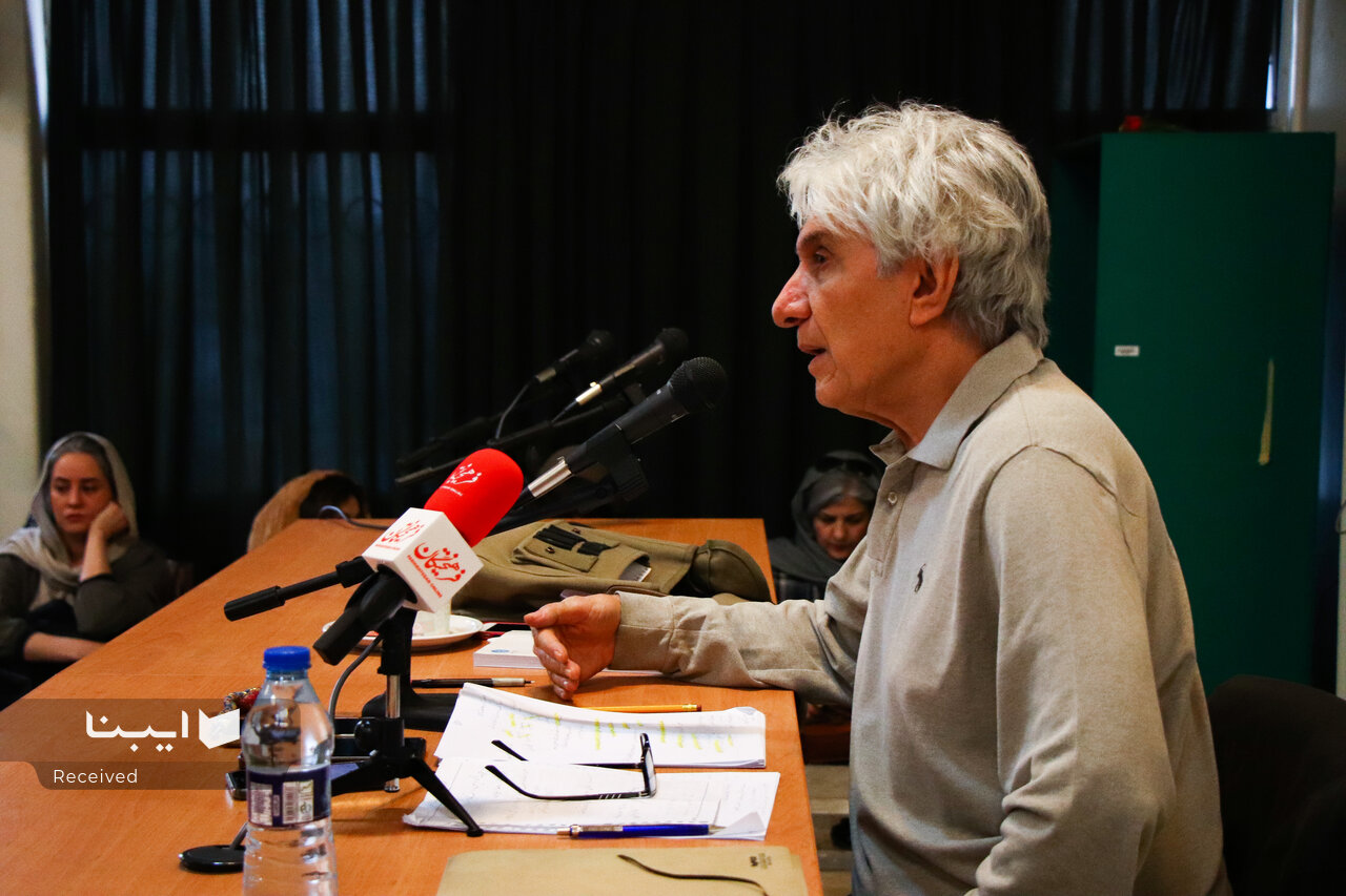 دانشگاه بعد از دوم خرداد غلغله بود آن دوره چه شد؟ / مردم زیر فشارها موقتی زندگی می کنند/ کار جامعه‌شناس نقد جامعه برای بهبود جامعه