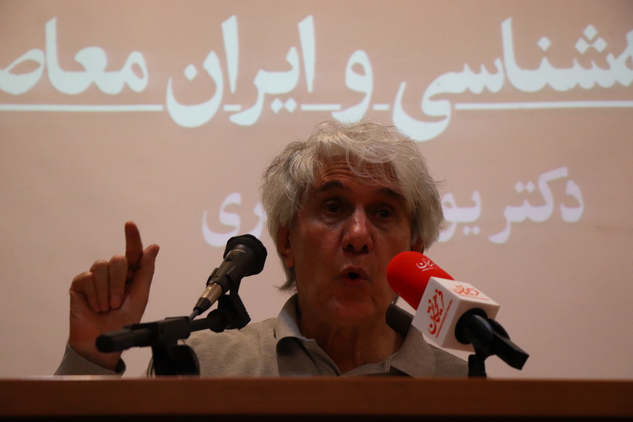 دانشگاه بعد از دوم خرداد غلغله بود آن دوره چه شد؟ / مردم زیر فشارها موقتی زندگی می کنند/ کار جامعه‌شناس نقد جامعه برای بهبود جامعه