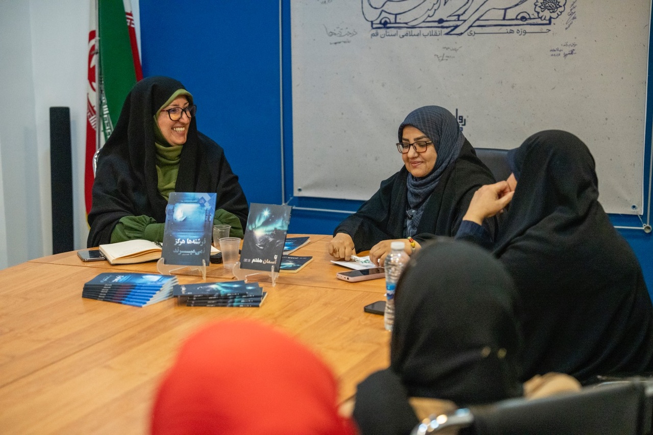 برای فضاسازی‌های «فرشته‌ها هرگز نمی‌میرند» به تماشای مستندهای جنگ نشستم