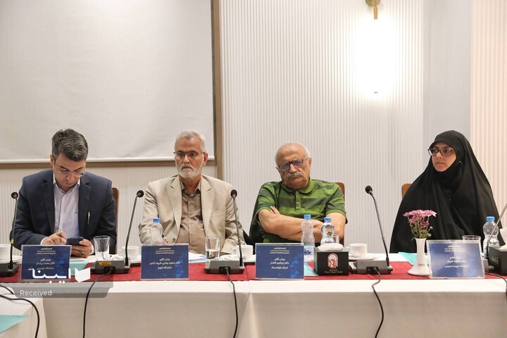 نشست هم‌اندیشی دبیرکل نهاد با اساتید علم اطلاعات و دانش‌شناسی دانشگاه‌های تهران