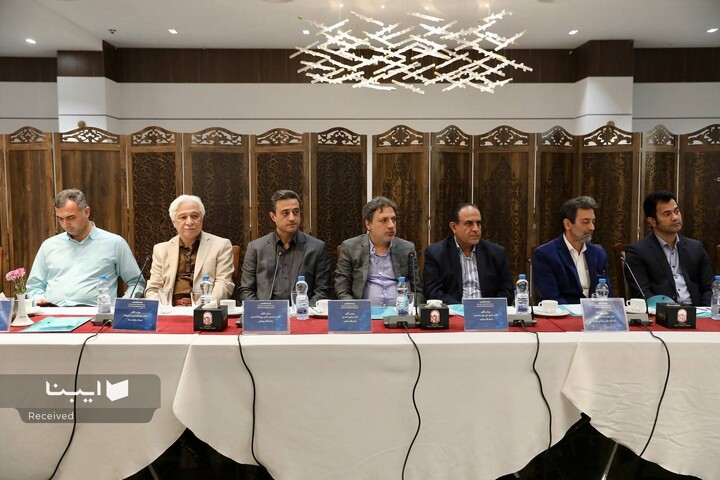 نشست هم‌اندیشی دبیرکل نهاد با اساتید علم اطلاعات و دانش‌شناسی دانشگاه‌های تهران