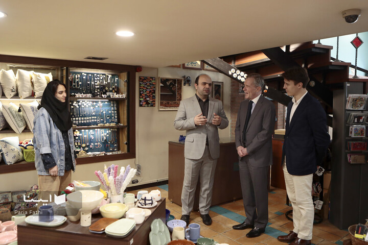 بازید سفیر نروژ از شهرکتاب مرکزی