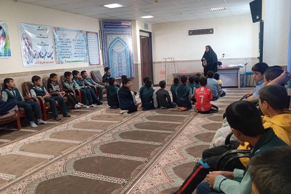 تقدیر مسئولان تربت‌حیدریه از سیدجعفر علمداران/ تشکیل شورای مشورتی کتاب در کاشمر