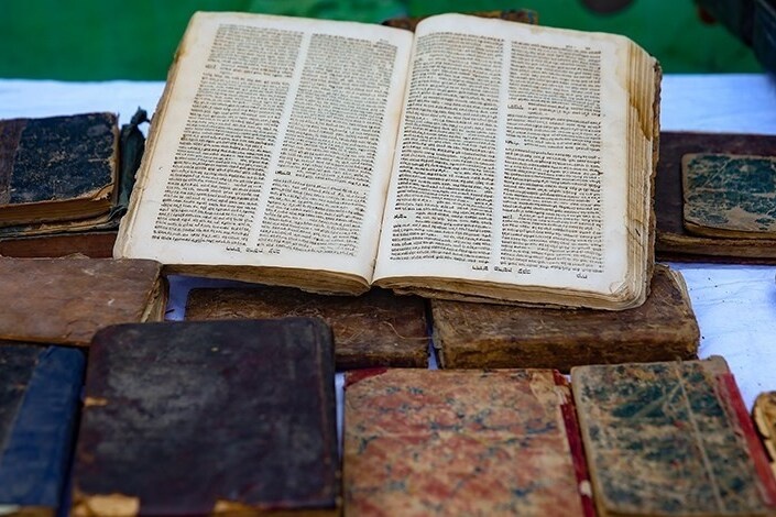 نسخ خطی ایران زیر تیغ آشفتگی