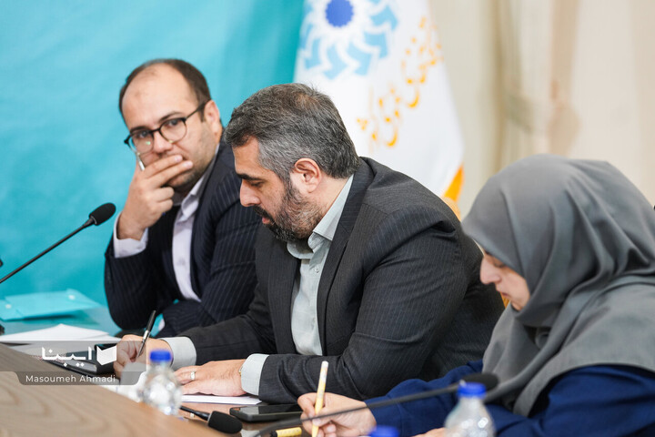 نشست خبری دبیر کل نهاد کتابخانه‌های عمومی کشور