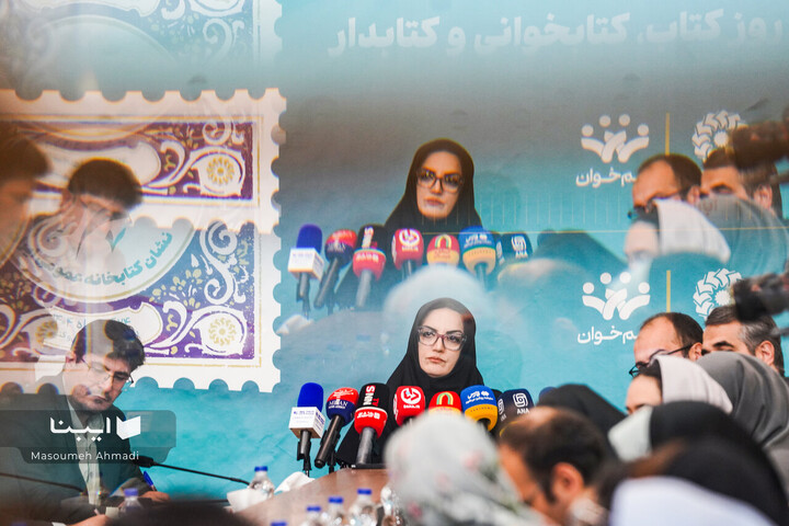 نشست خبری دبیر کل نهاد کتابخانه‌های عمومی کشور