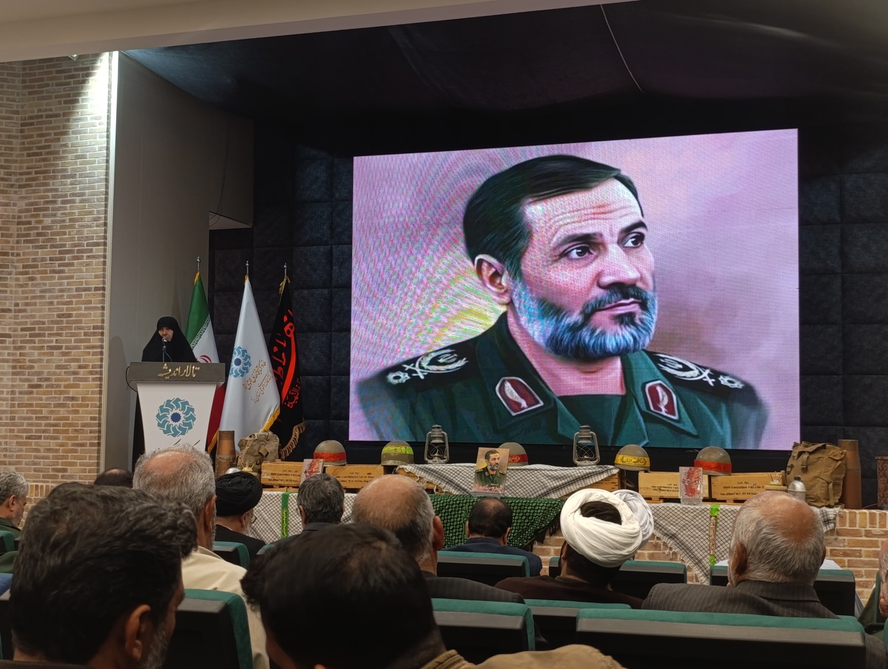 پرواز تا شهادت؛ روایت «همسفر آتش و برف» از زندگی شهید قهاری