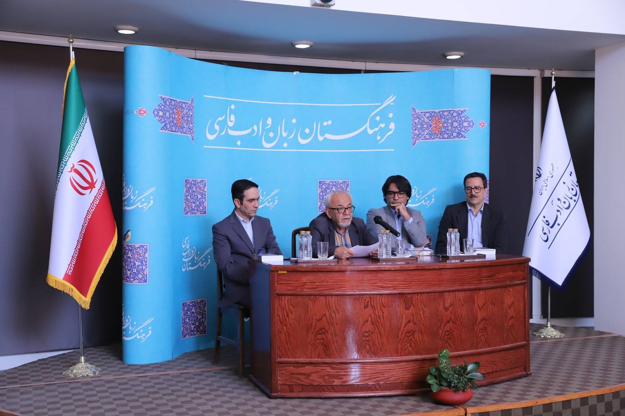 نیما شاعری حزبی نبود